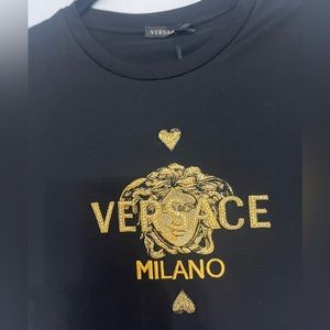 Authentic NEW w/tags Versace shirt  ♥️ 💚